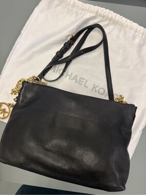 Michael Kors🖤Leather crossbody